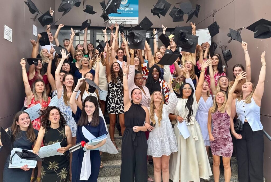 Ifsi ROANNE Jullet 2025 Diplômes Photo 3