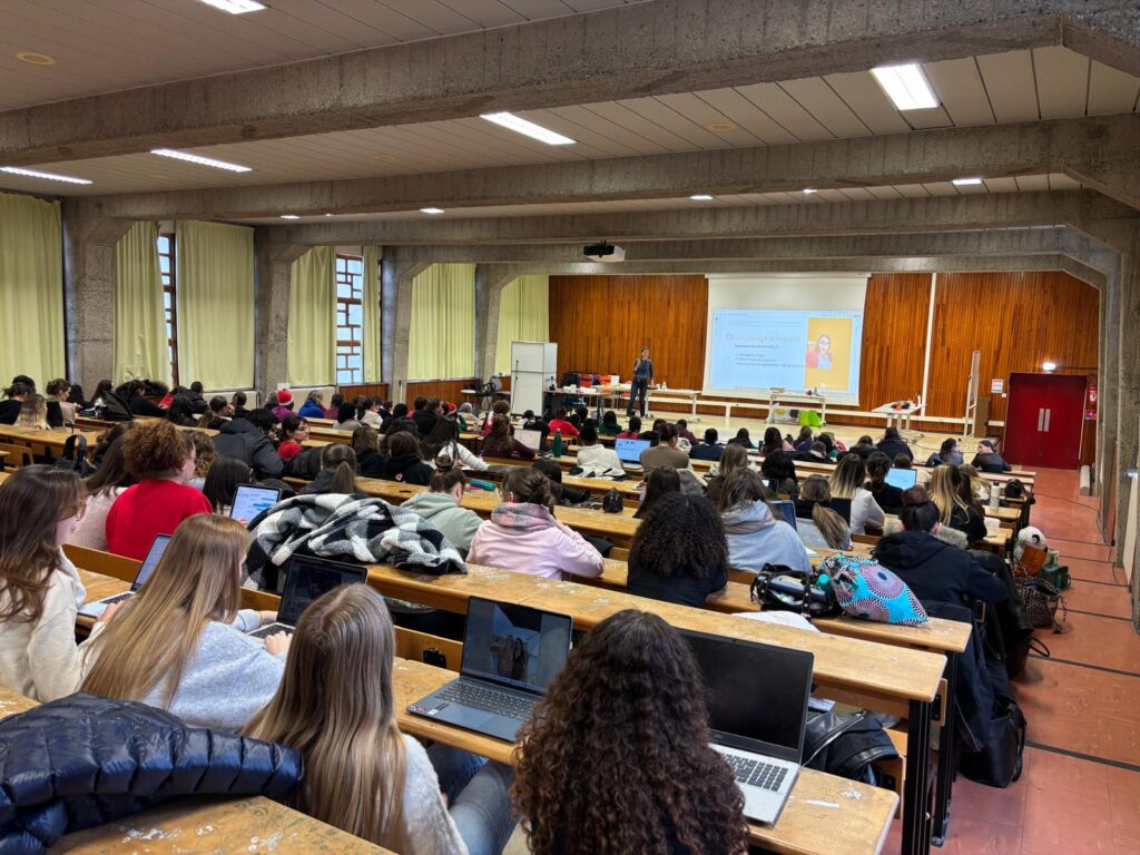 Efd2e124 6542 4e37 A58d F220be23af2f